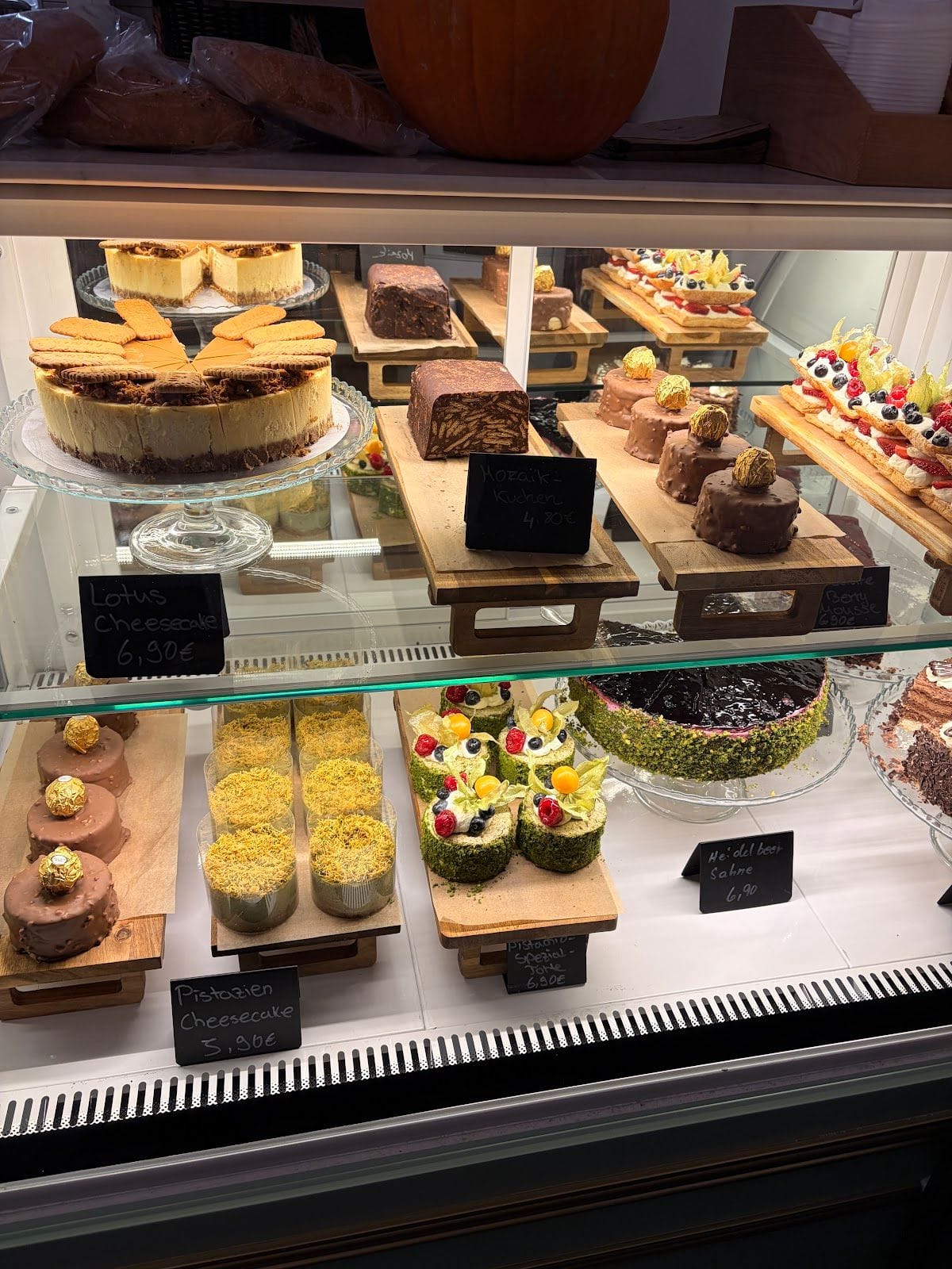 Pistachio Grand Café GmbH photo 5