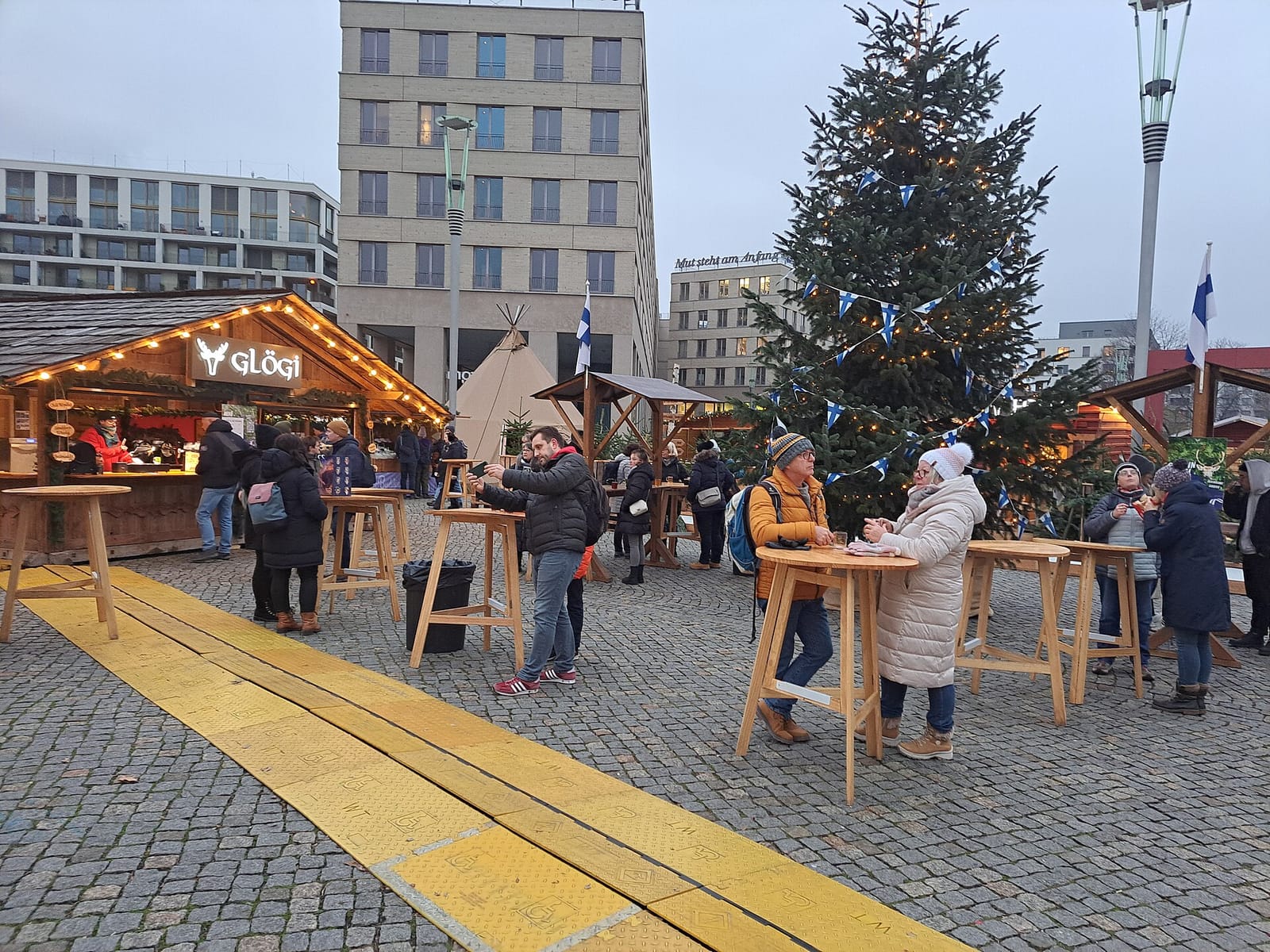 Käseglocke Dresden - Bar und Café photo 3