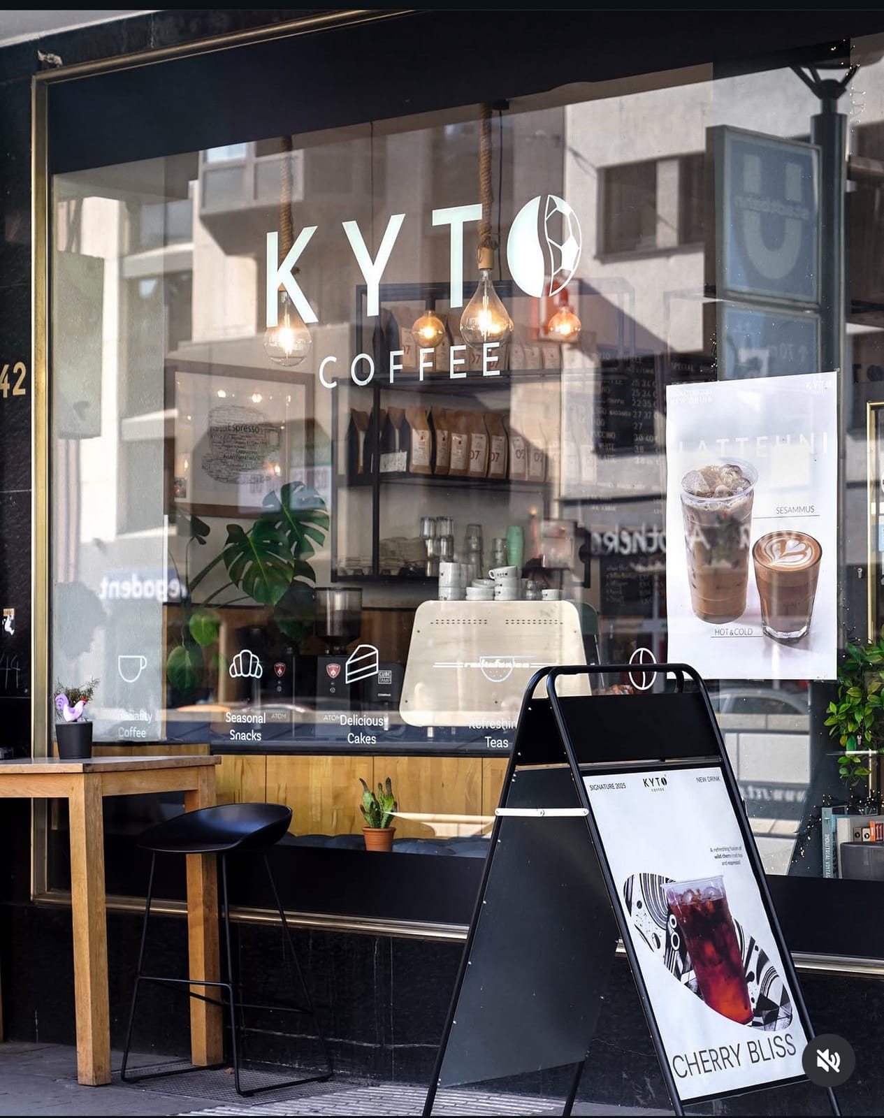 KYTO Coffee Wehrhahn