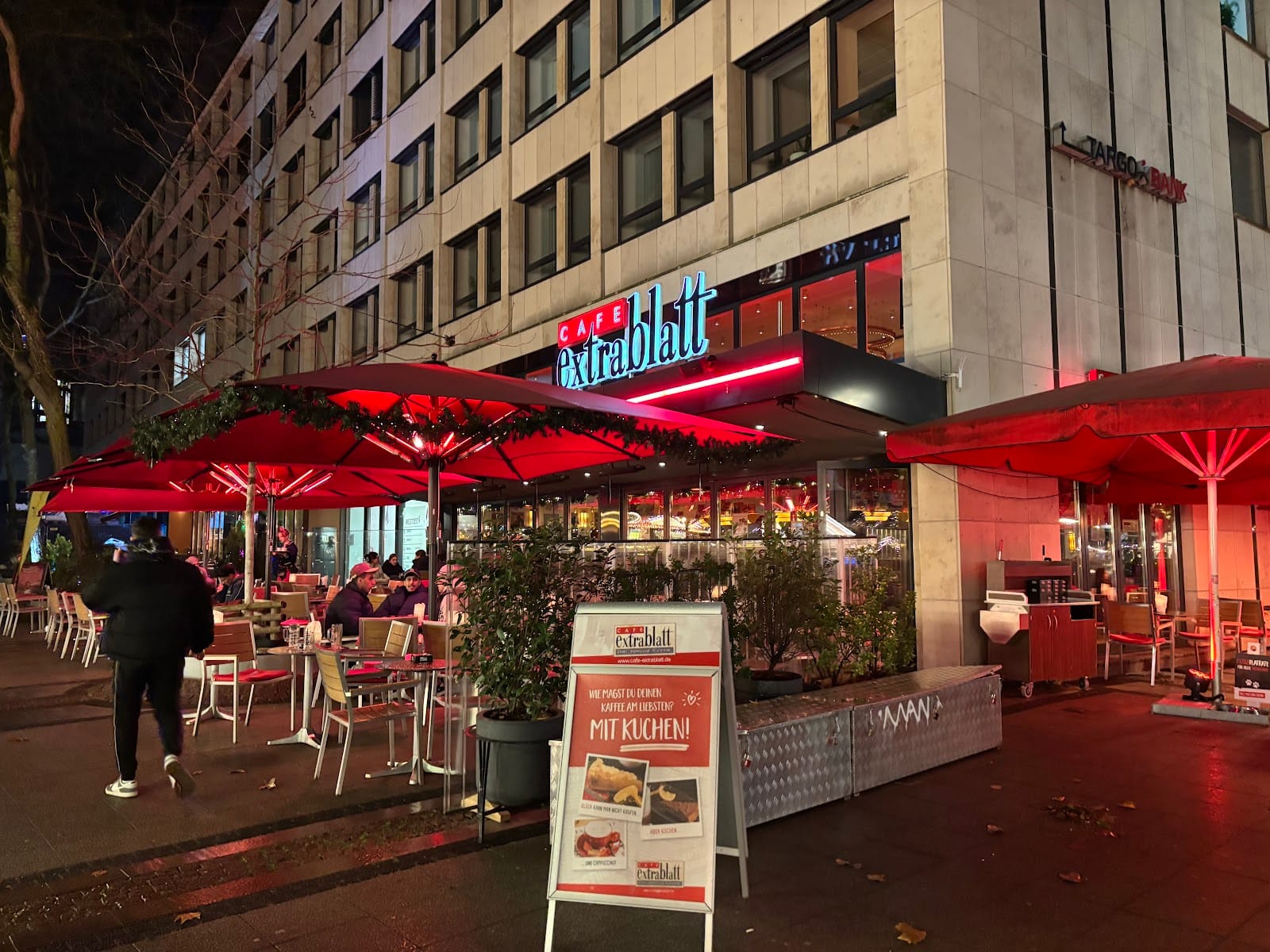 Cafe Extrablatt Essen Kennedyplatz