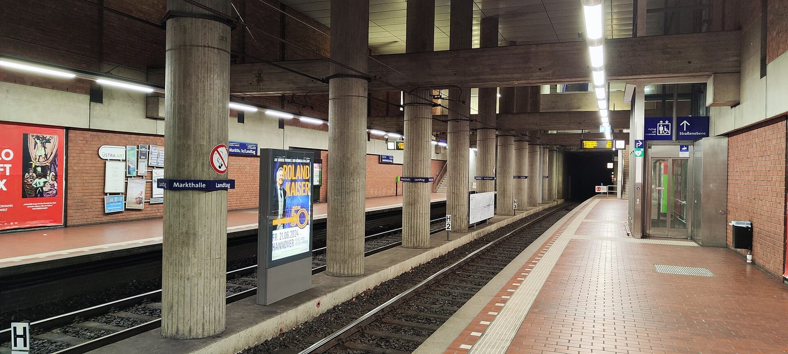 Haferkater, Hannover Hbf photo 4