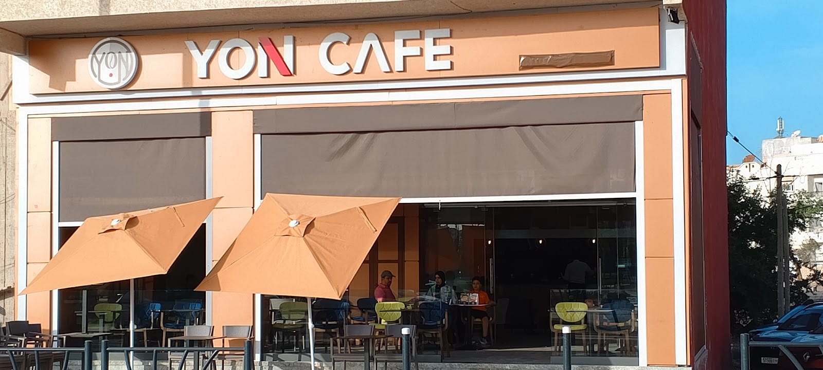 Yon Café