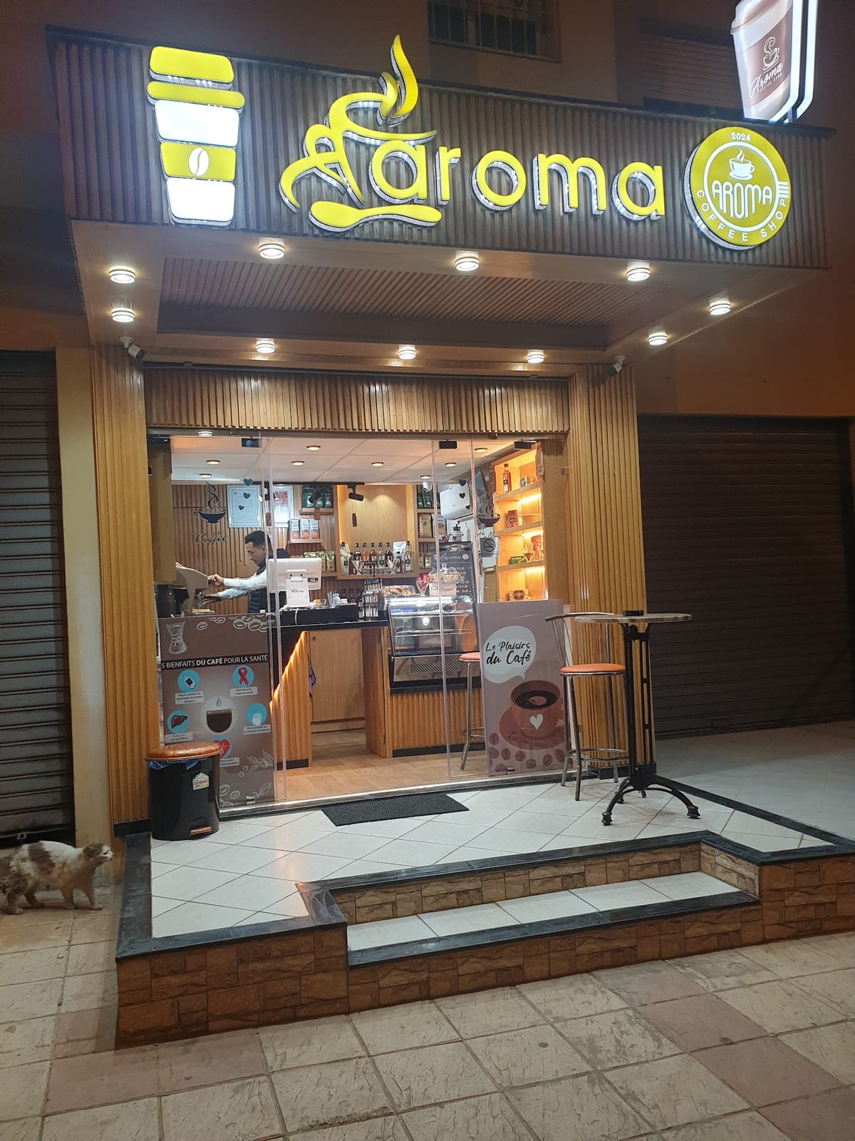 Aroma Coffee Shop