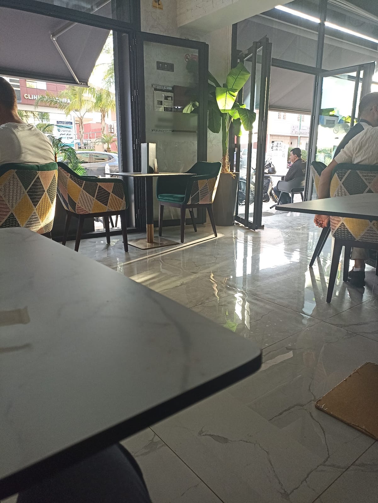 EL CAFECITO : SALON DE THE-PATISSERIE-GLACIER