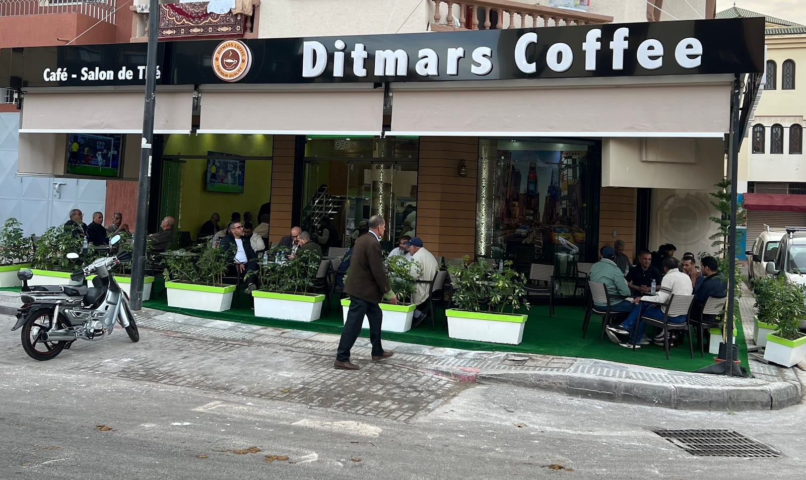 Ditmars coffe