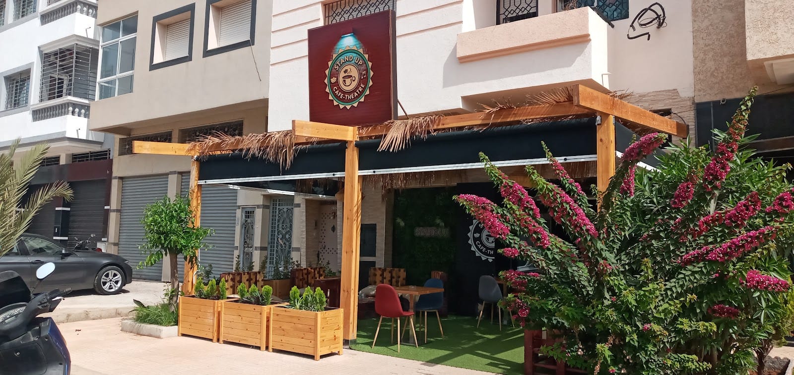 Standup Cafe
