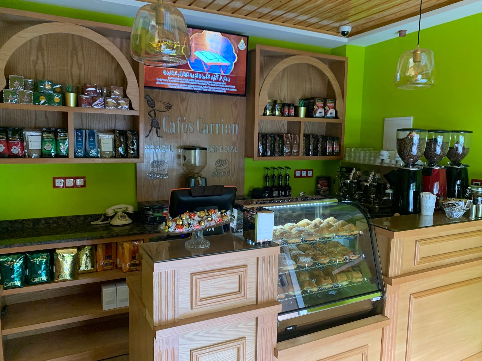 Cafetería Crepería Dir Nia