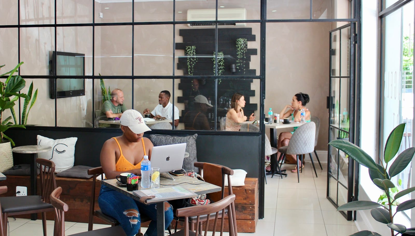 Unbound Coffee & Bagels