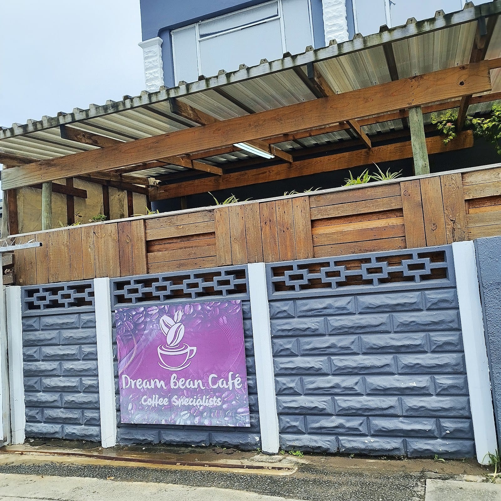 Dream Bean Cafe