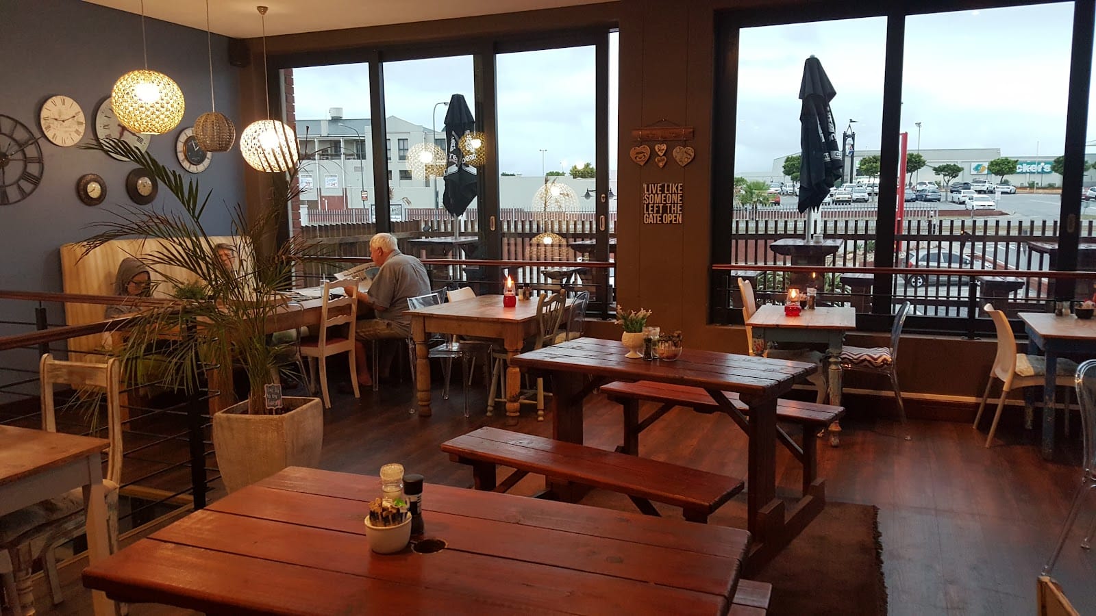 Bean Tree Cafe (GreenAcres SPAR)
