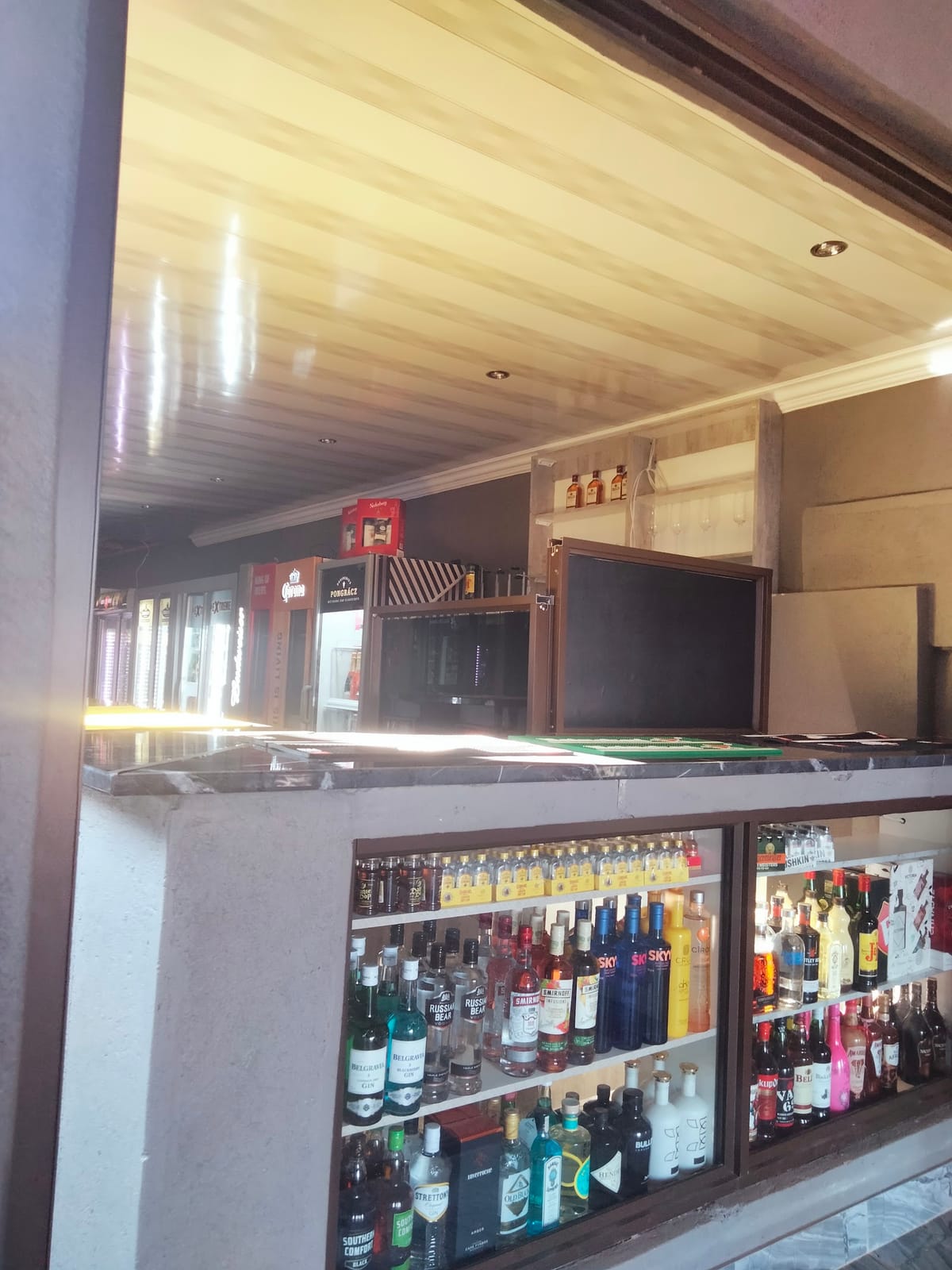 barcadi cafe