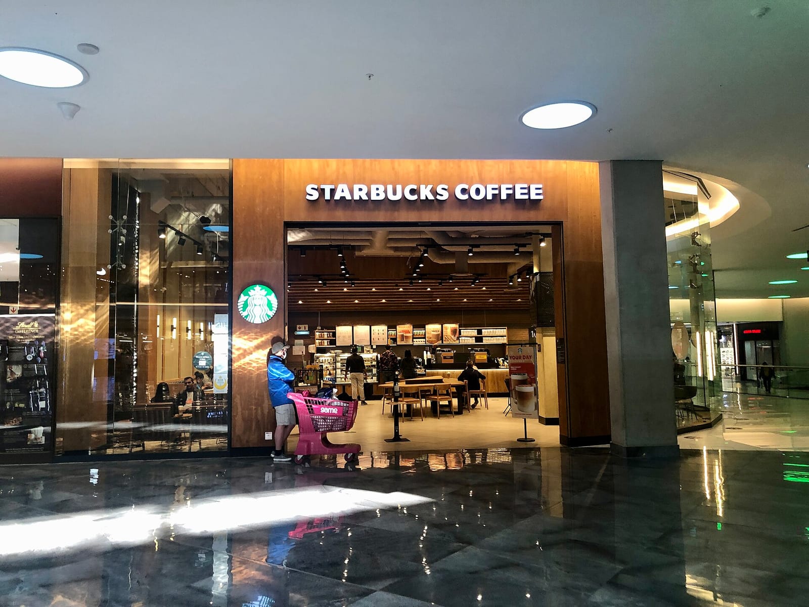 Platō Coffee - Planet Fitness Fourways photo 11