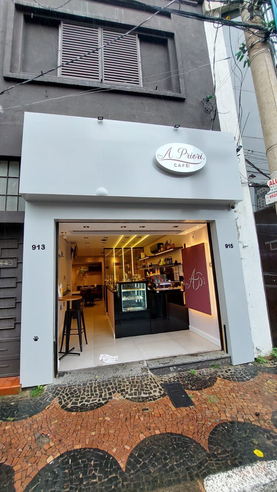 A Priori Café