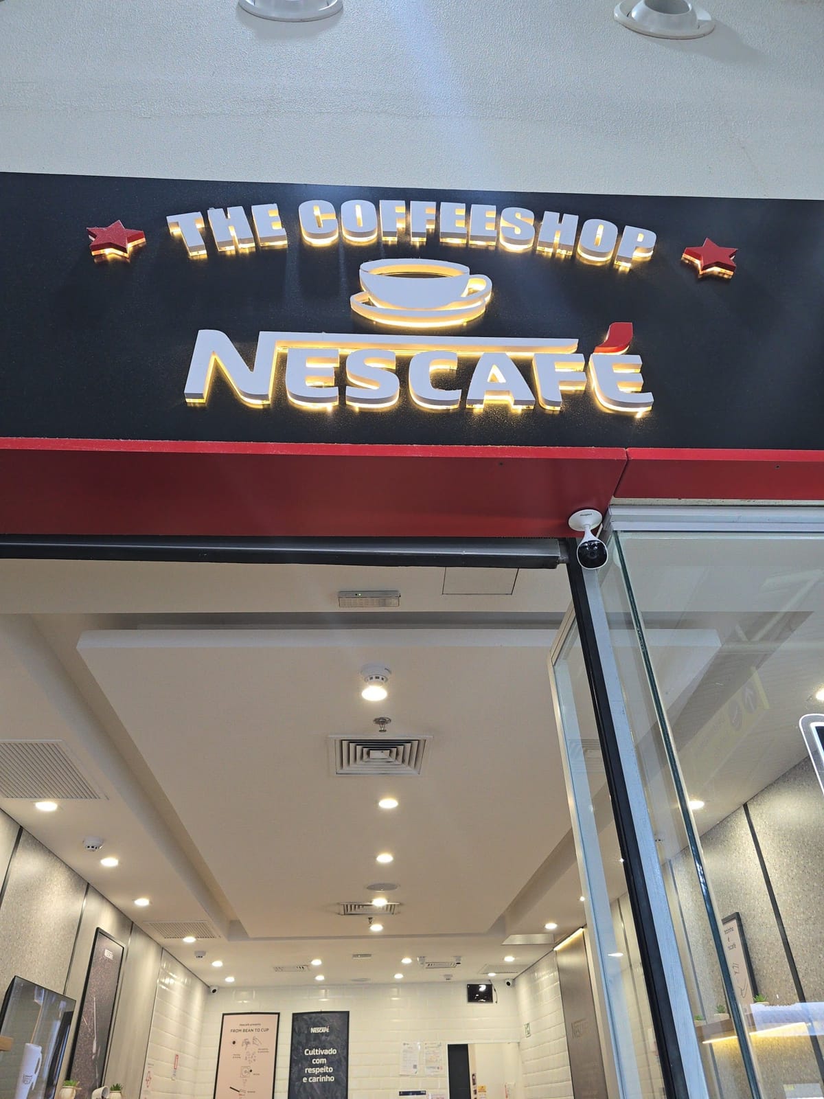 The Coffee Shop Nescafé Goiânia: Lanches, Bolo, Salgados, Café, Aeroporto GO