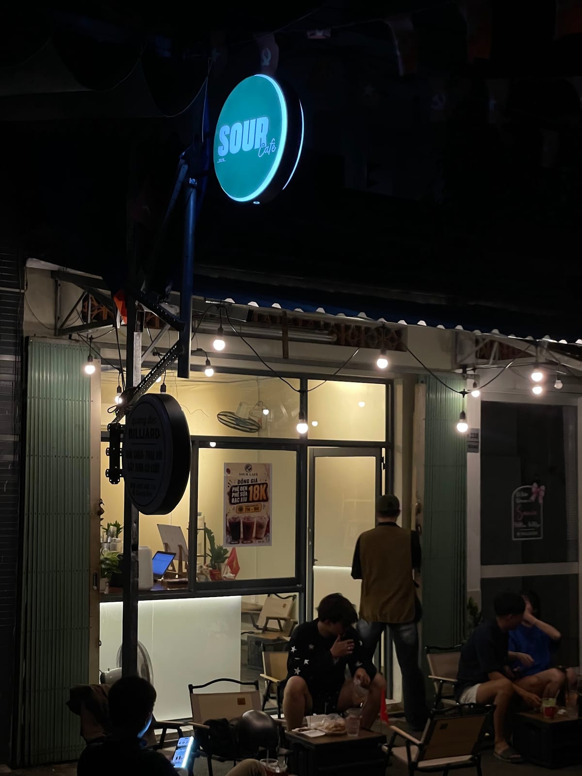 SOUR CAFÉ