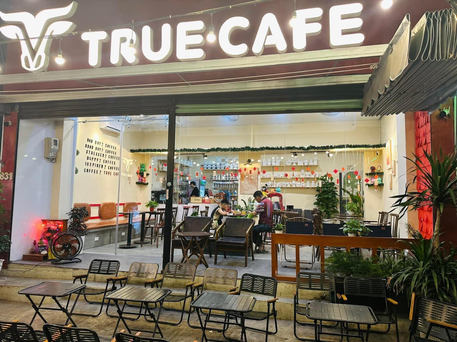 TRUE CAFE