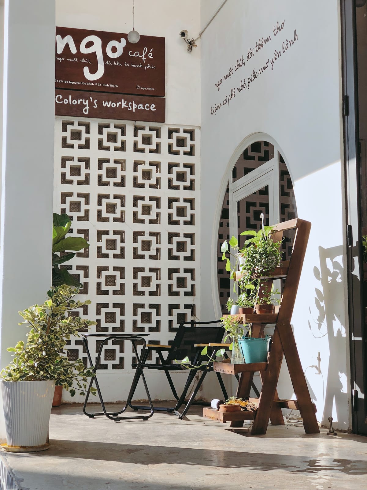 ngơ café