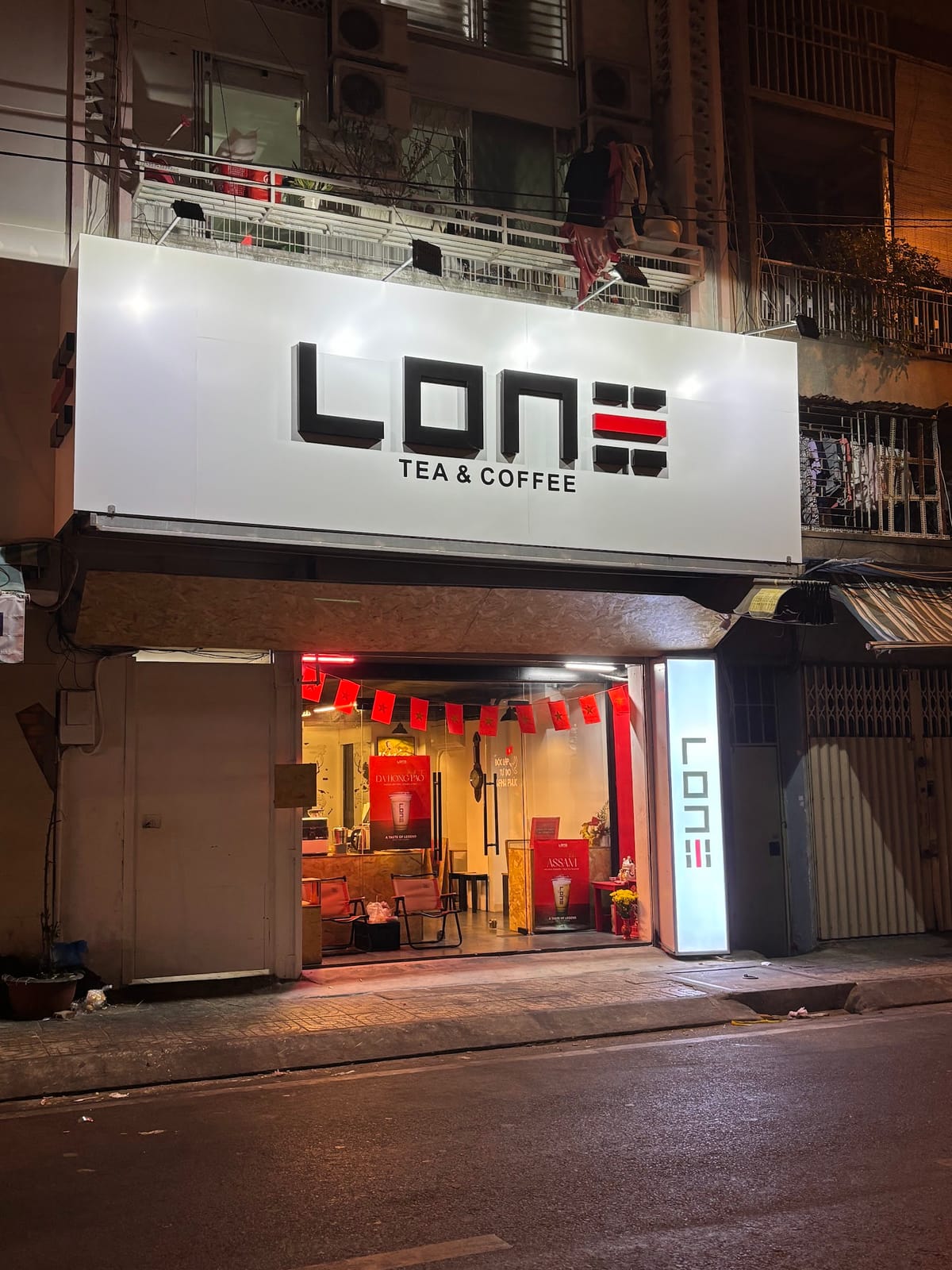 LONE TEA & COFFEE