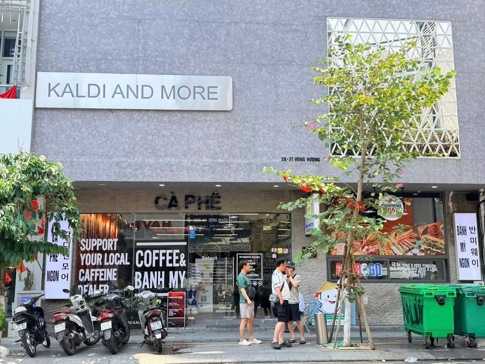 Kaldi & More Coffee Shop