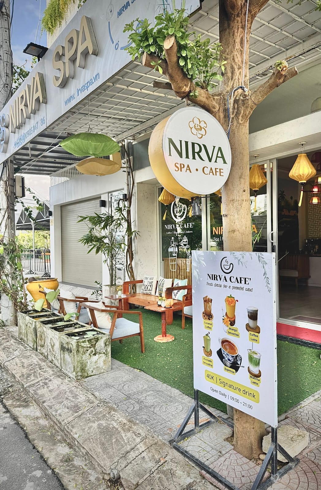 Nirva Cafe' Da Nang