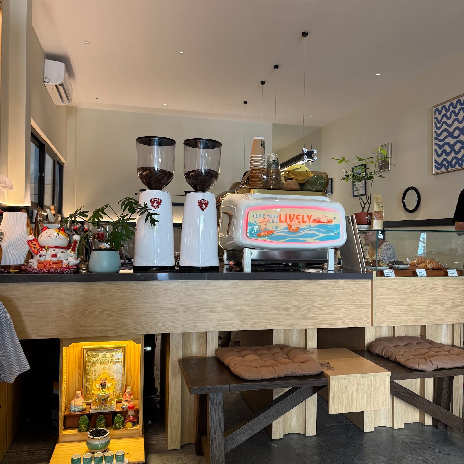 Trốn Nha Trang - Cafe & Home
