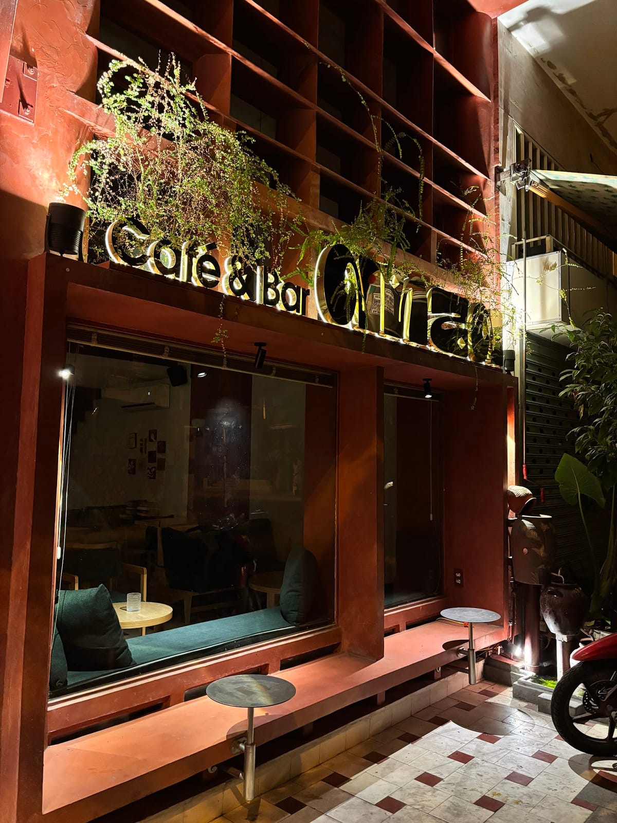 Anza Café&Bar