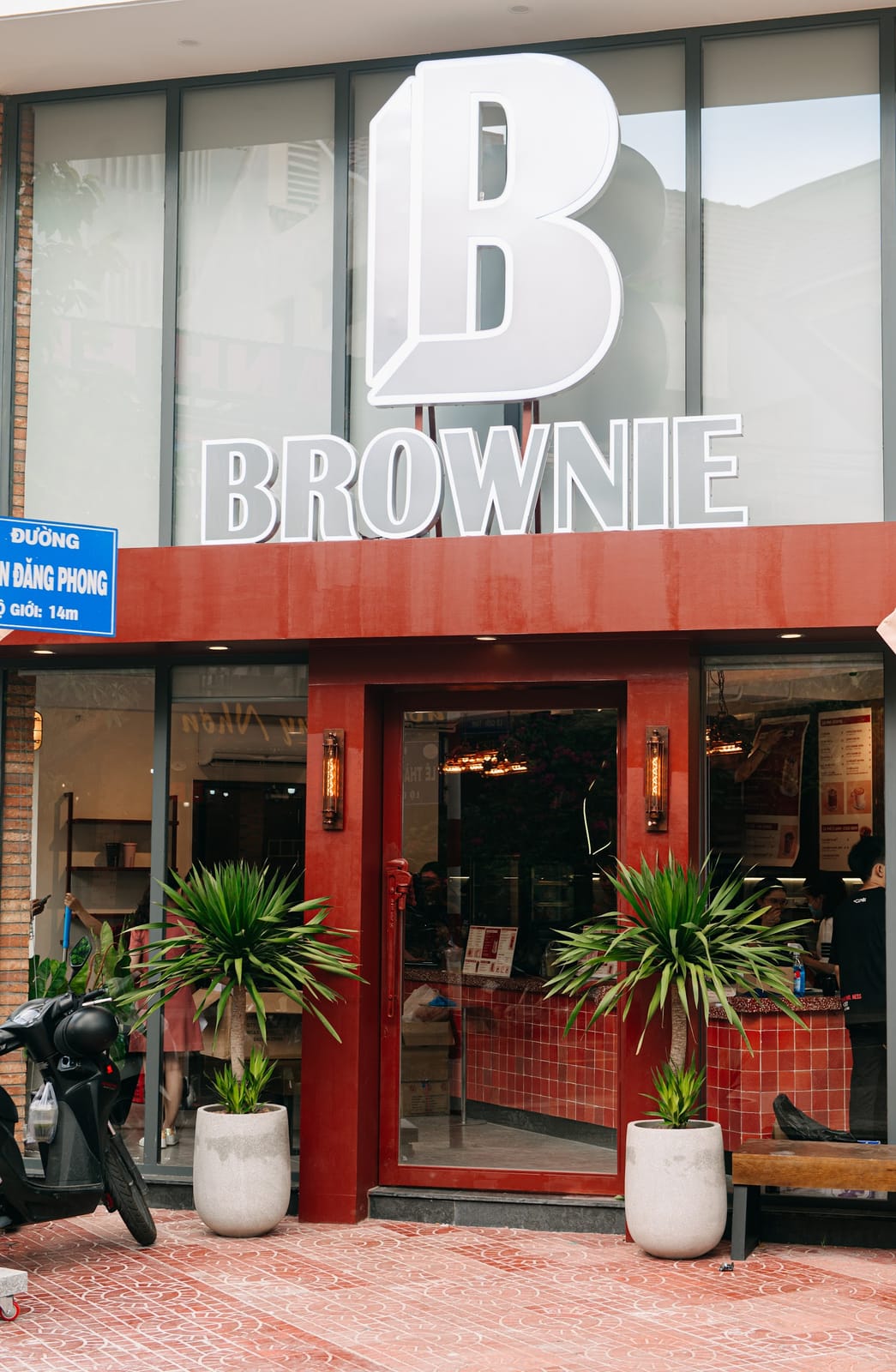 Brownie Coffee & Tea CN2