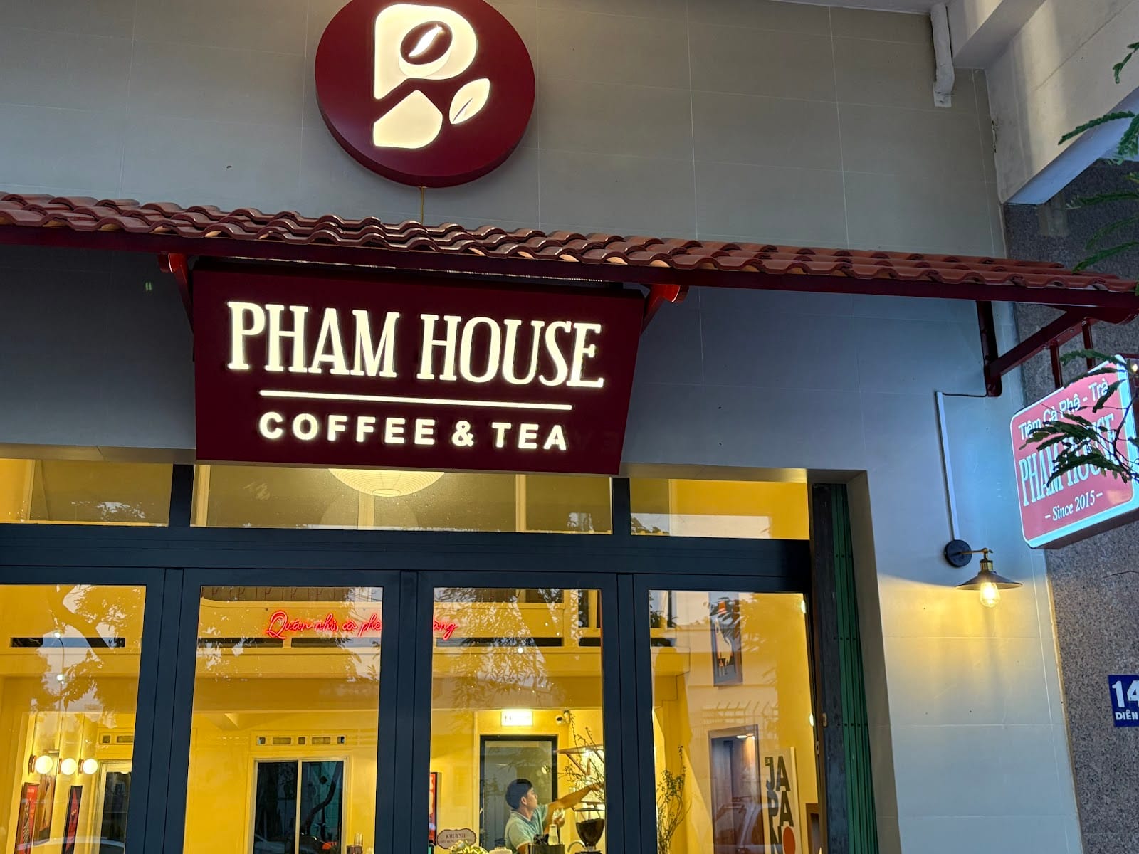 Pham House Coffee - Diên Hồng