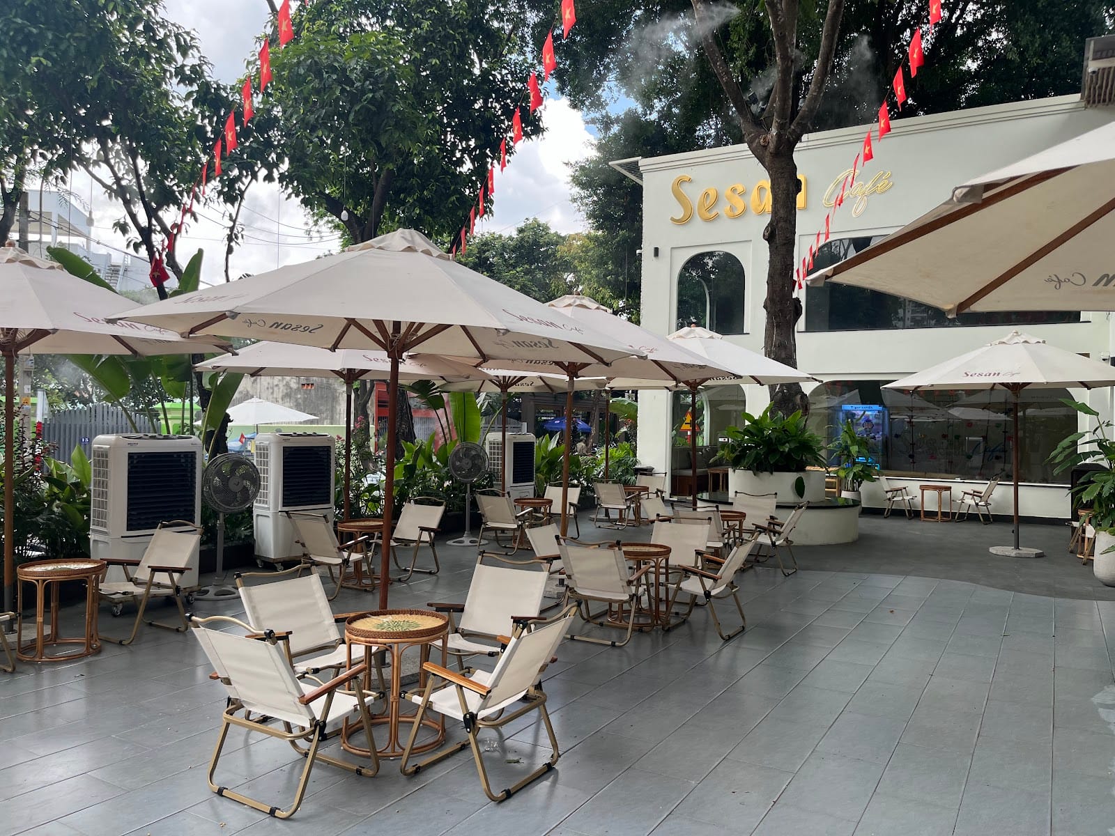 Sesan Cafe
