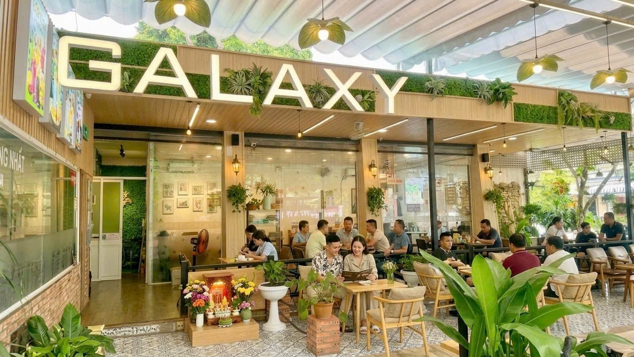 Galaxy coffee shop