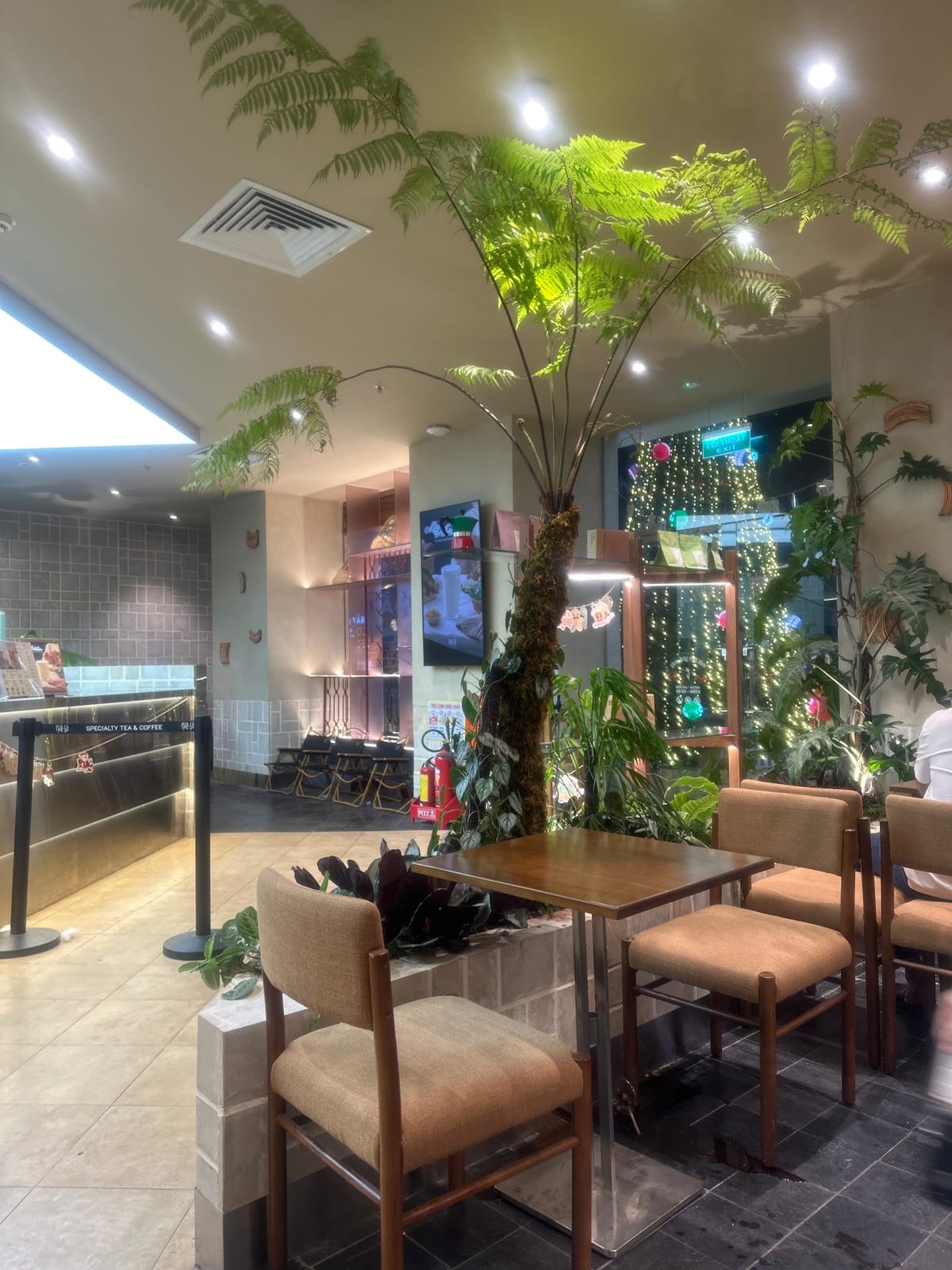 Phê La - Vincom Thủ Đức