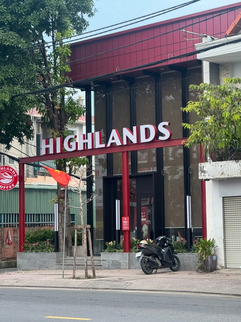 Highlands Coffee Trường Thọ Thủ Đức