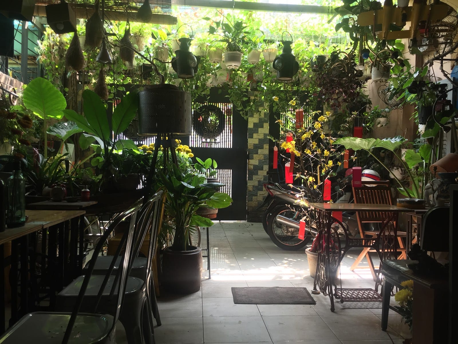 Thớt Coffee
