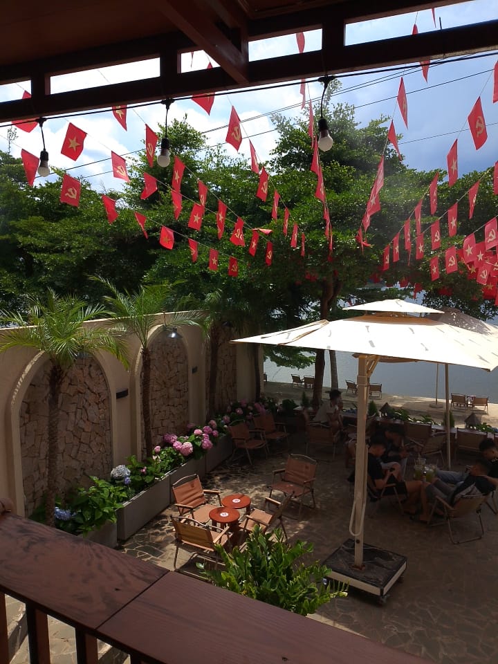 MAIKA Coffee - Tea & Food