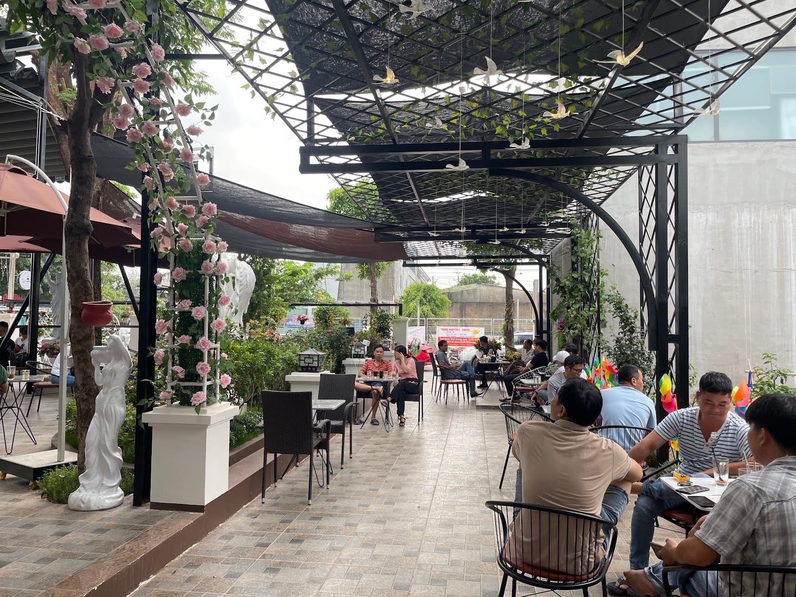 E Coffee An Phú - Trung Nguyên