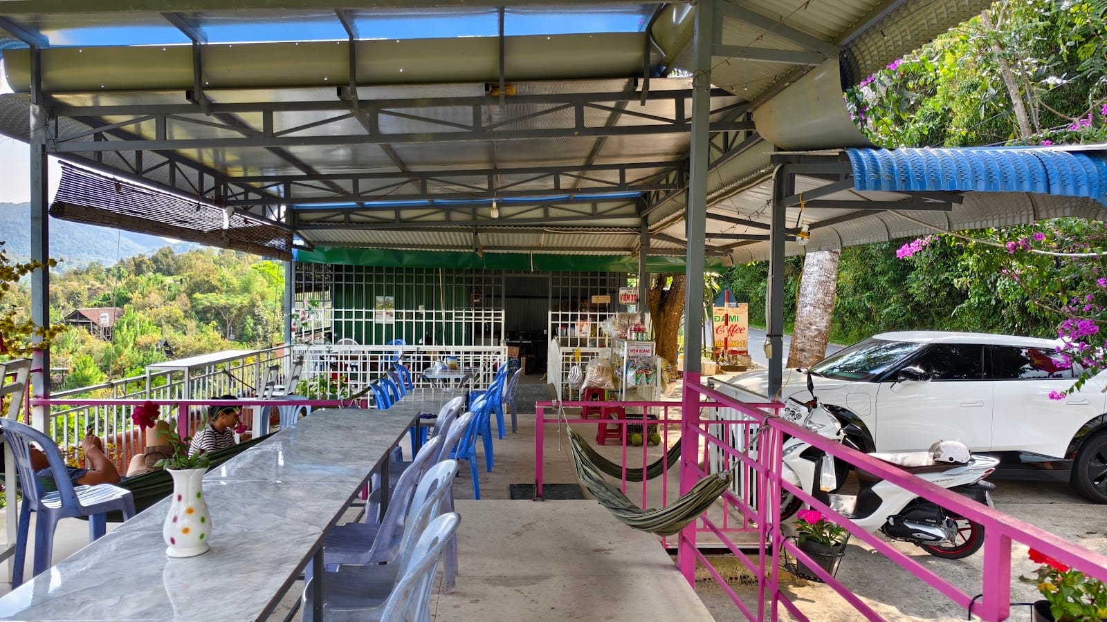CAFÉ KIEN HỒNG