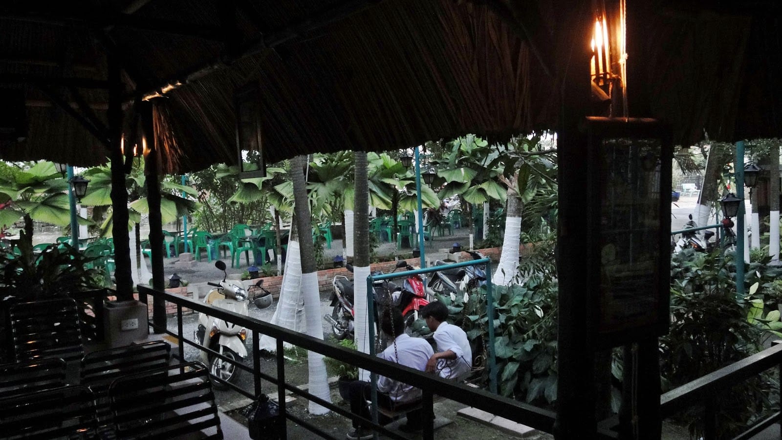 Cafe Thùy Linh