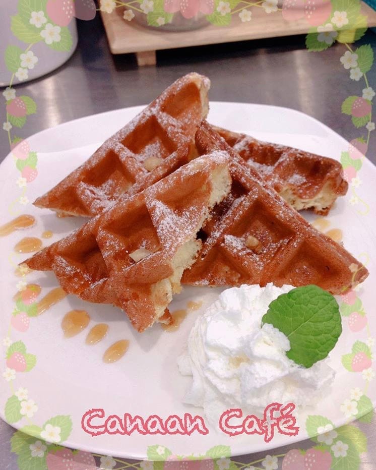 Canaan Cafe photo 5
