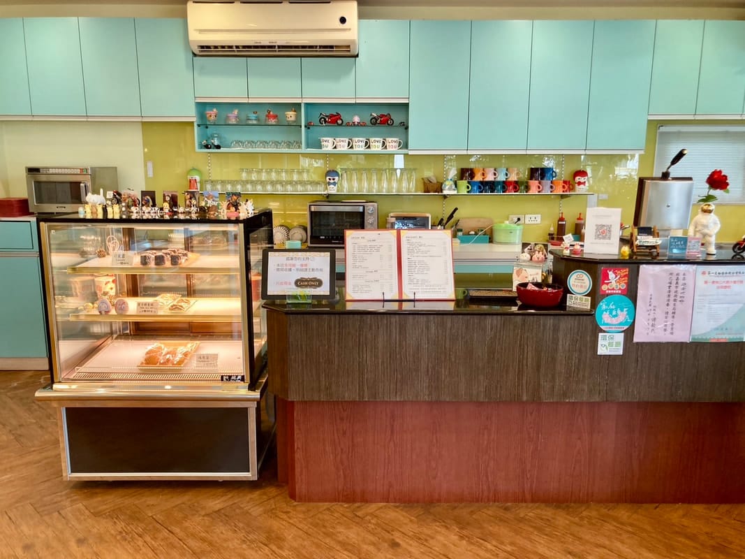 Canaan Cafe photo 4