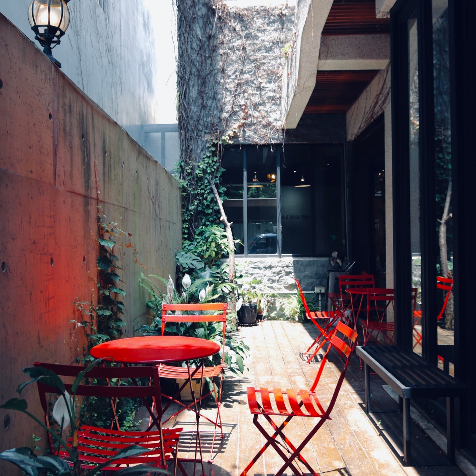 2nd St. Cafe