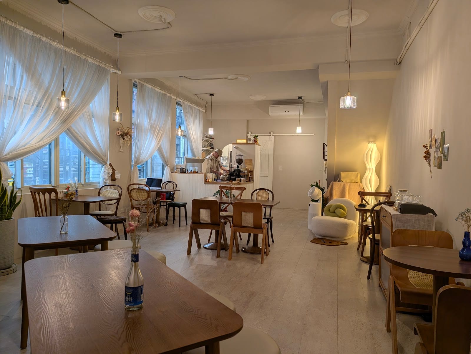 A.J.C Cafe(營業時間詳見粉絲專頁)