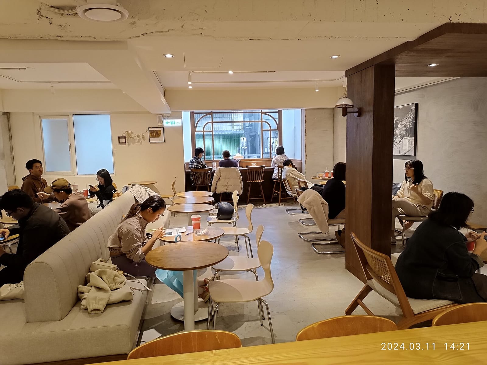 STARBUCKS Yongkang 2F Shop photo 2