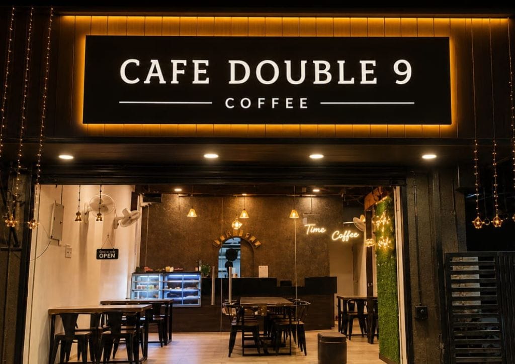 Cafe Double 9