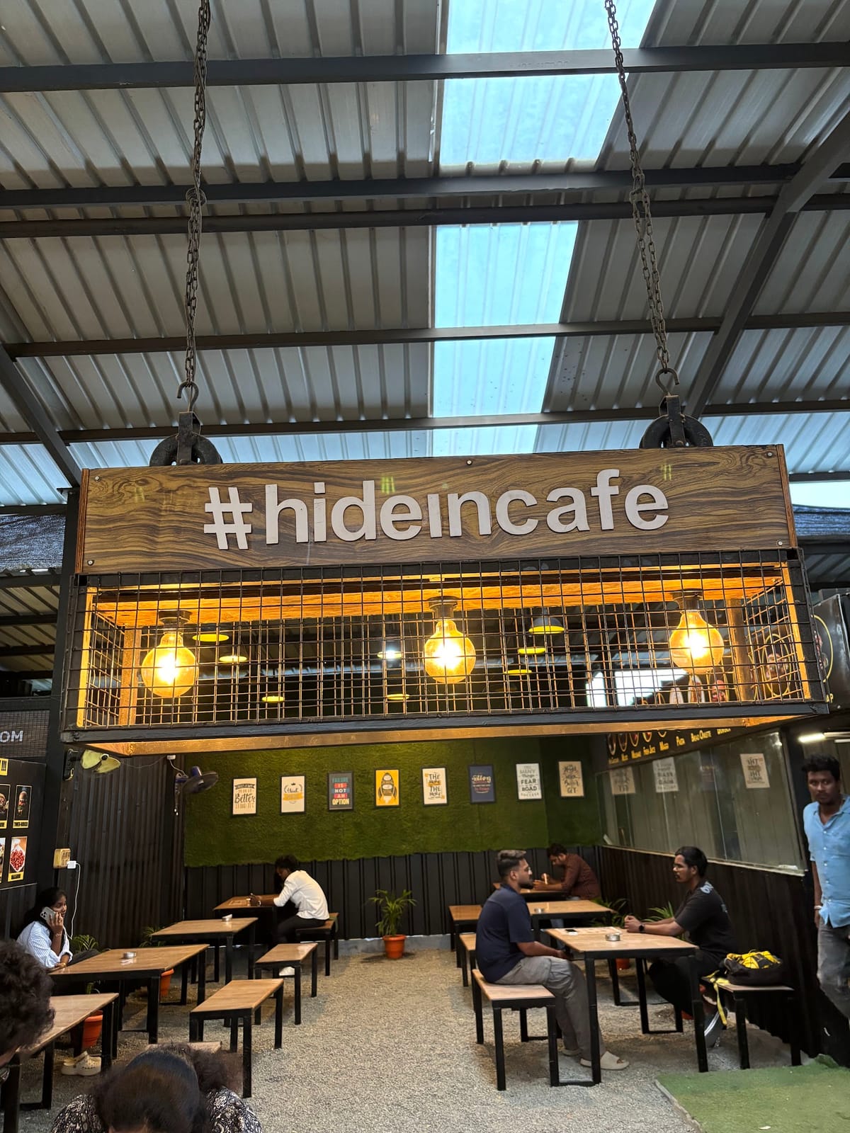 Hideinn cafe