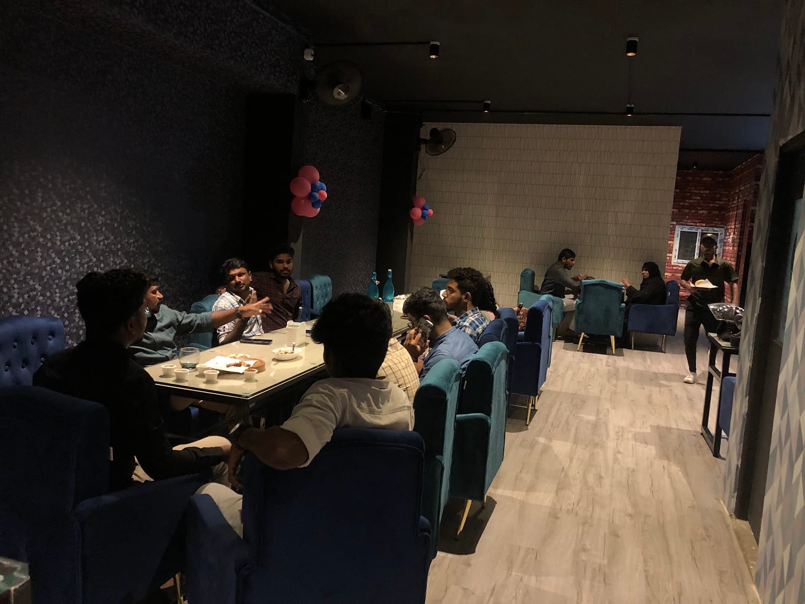Cardiff Cafe Ondipudur