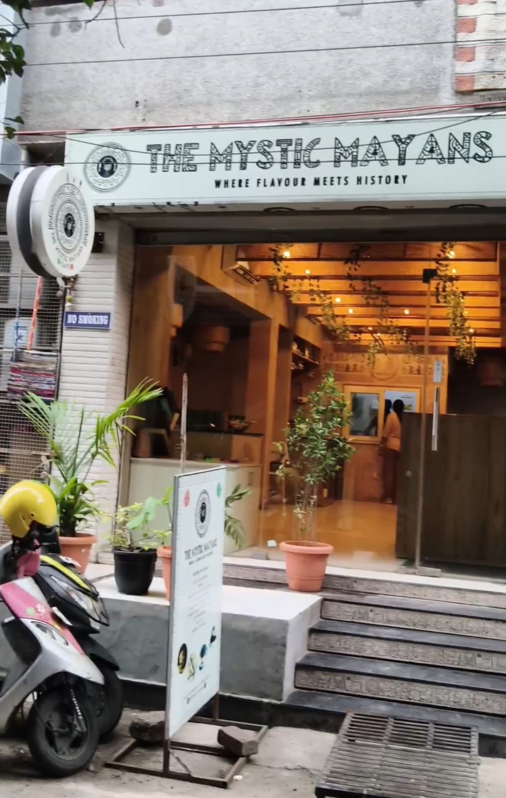 The Mystic Mayans Cafe photo 2
