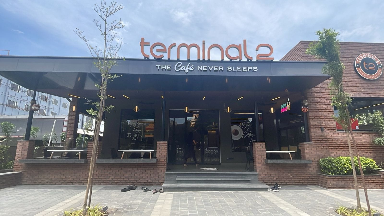 Terminal 2