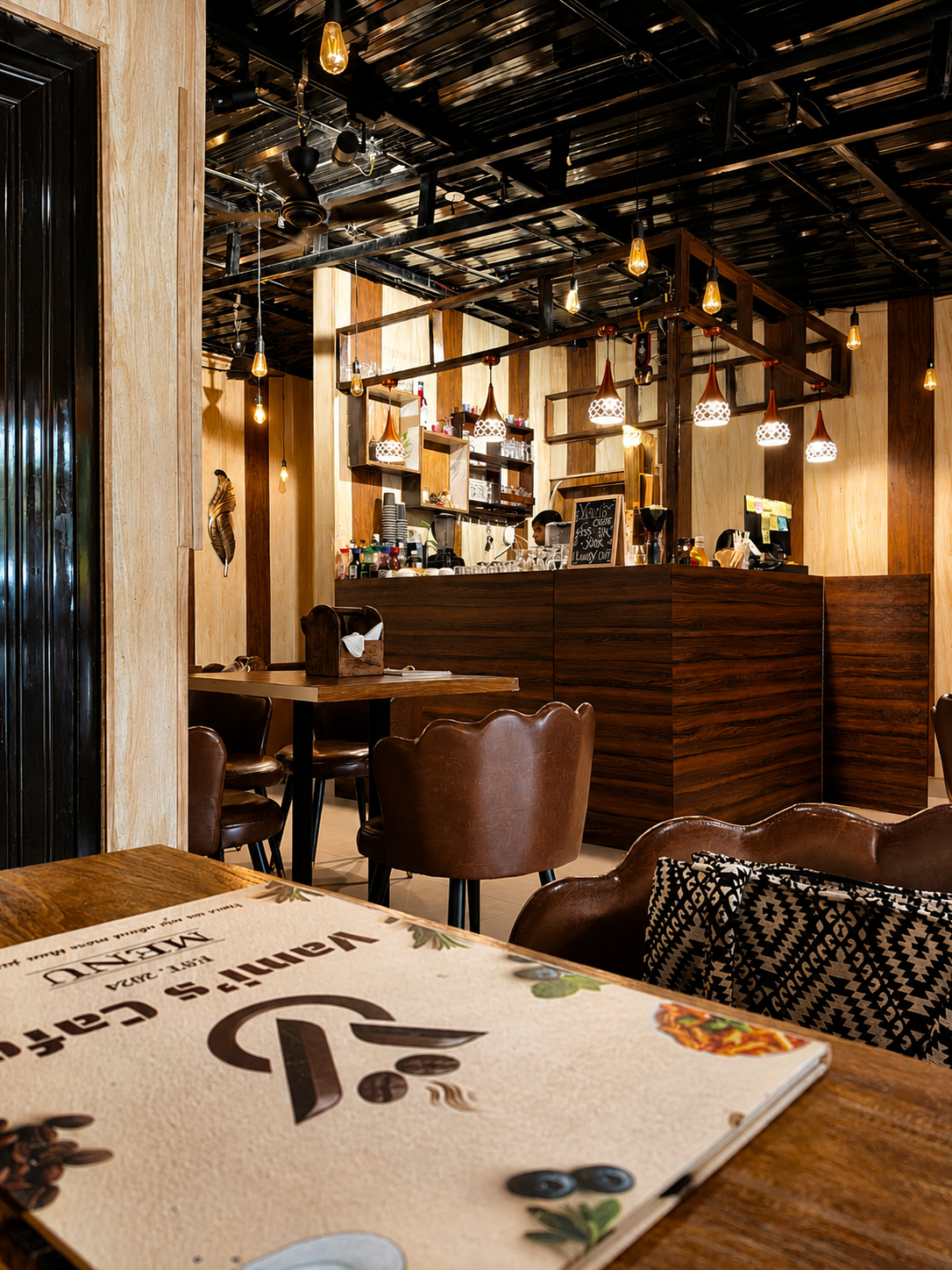 Vami's Cafe