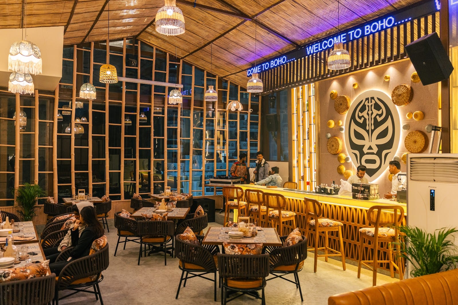 Boho Cafe & Lounge