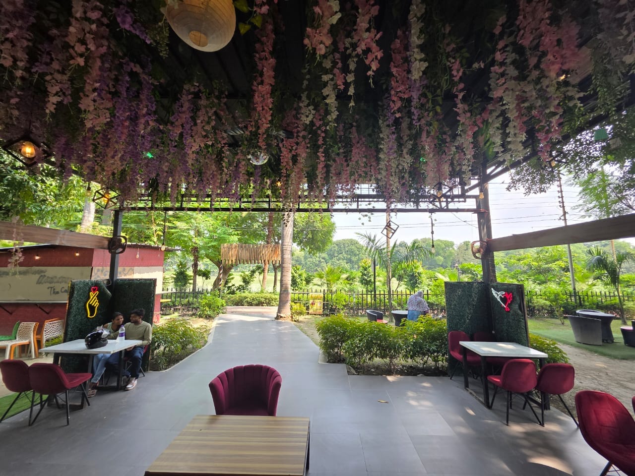 The Café Pie Motijheel